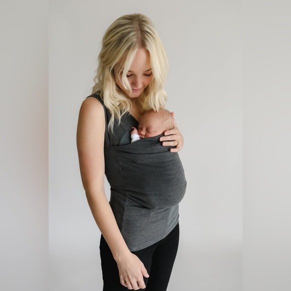 Lalabu Tops - LALABU Baby Wearing Soothe Tank - Size Large